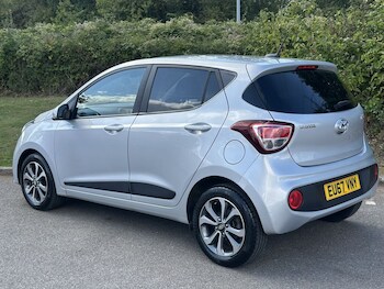 Used Hyundai i10 2017 for sale - 75831331: Photo