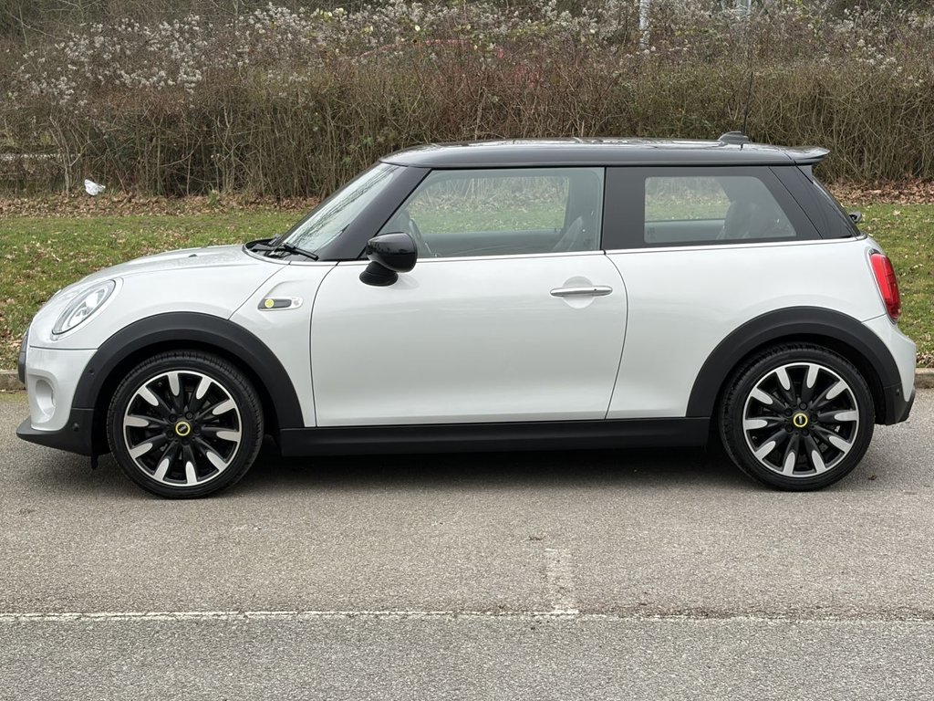 Used MINI Hatch 2020 for sale - 77780414: Photo 2