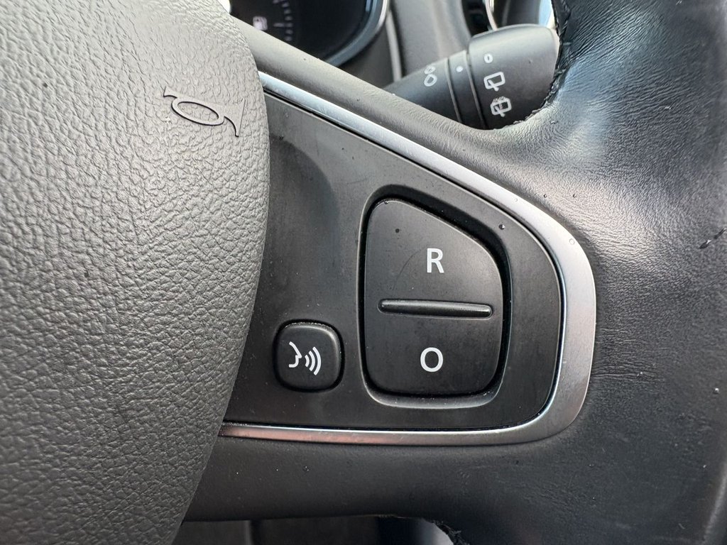 Used Renault Clio 2017 for sale - 76356416: Photo 15