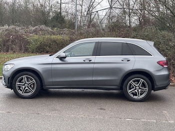 Used Mercedes-Benz GLC 2020 for sale - 76985801: Photo