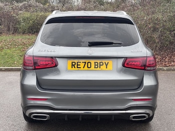 Used Mercedes-Benz GLC 2020 for sale - 76985801: Photo