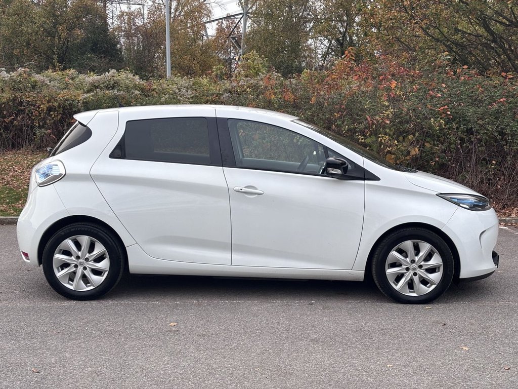 Used Renault Zoe 2016 for sale - 76496179: Photo 6