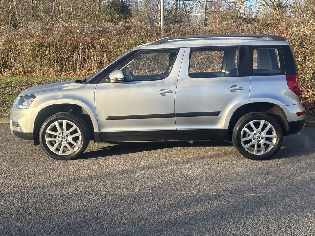 Used Skoda Yeti 2014 for sale - 77084117: Photo 2