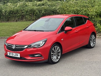 Vauxhall - Astra