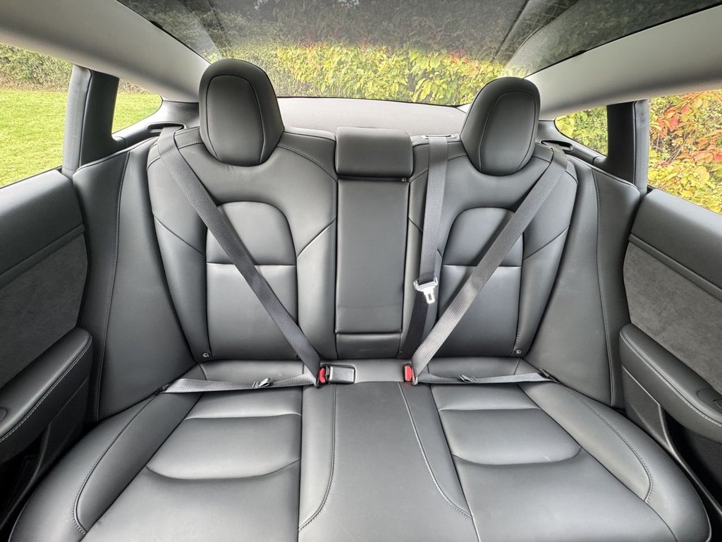 Used Tesla Model 3 2021 for sale - 76132328: Photo 11
