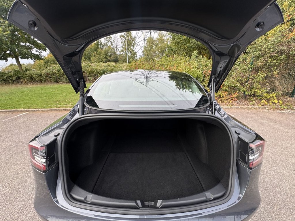 Used Tesla Model 3 2021 for sale - 76132328: Photo 13