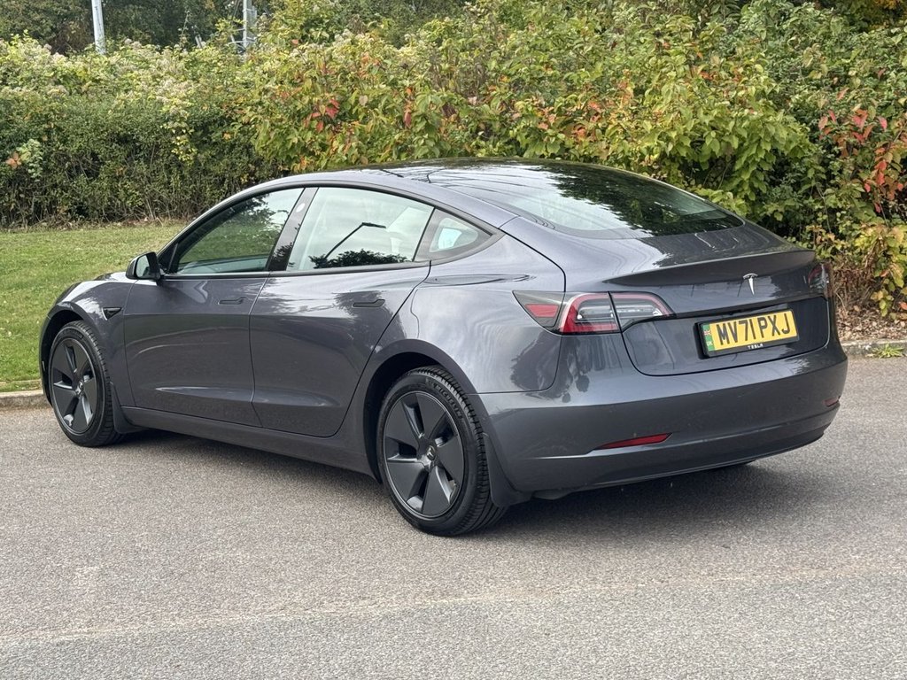 Used Tesla Model 3 2021 for sale - 76132328: Photo 3