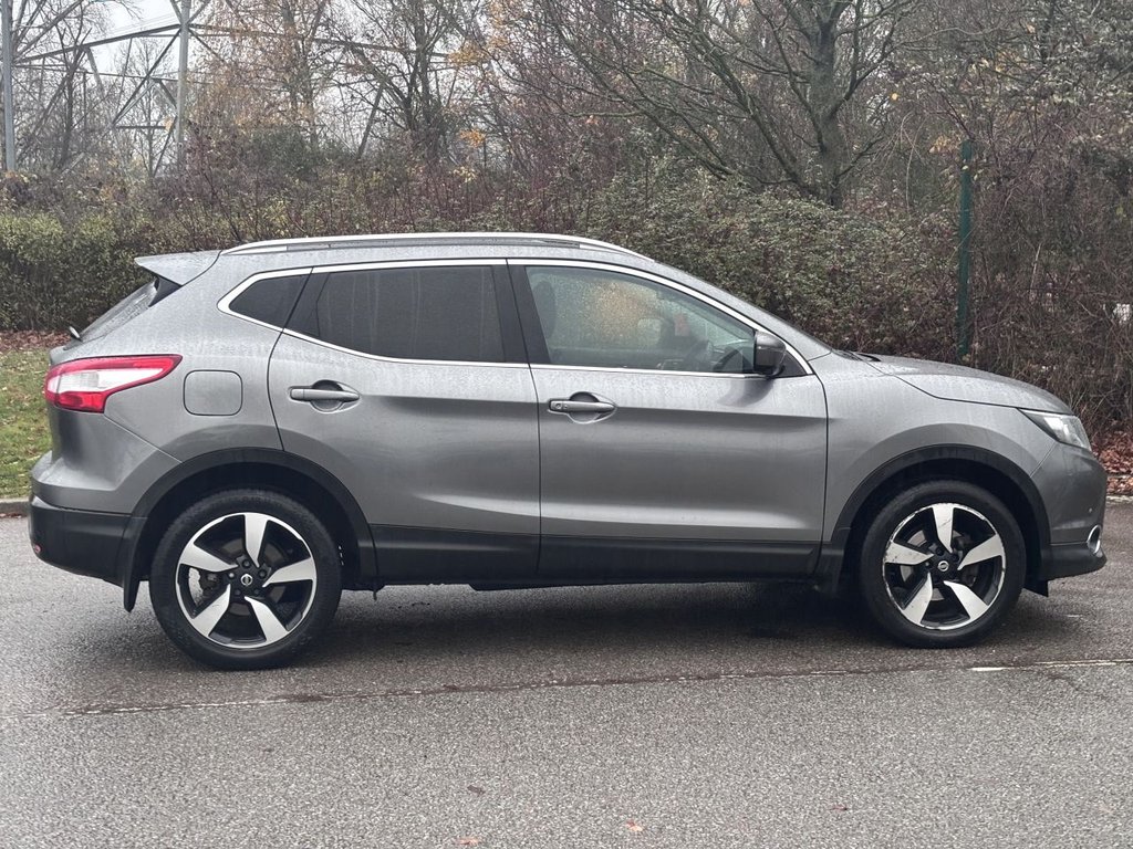 Used Nissan Qashqai 2017 for sale - 76820514: Photo 6