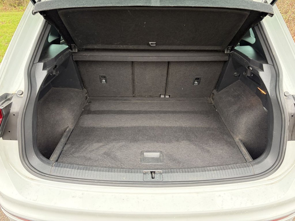 Used Volkswagen Tiguan 2018 for sale - 78068531: Photo 11