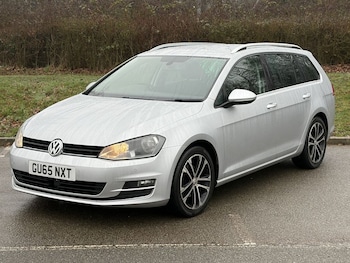 Used Volkswagen Golf 2015 for sale - 77499235: Photo