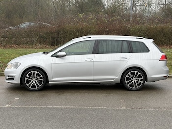 Used Volkswagen Golf 2015 for sale - 77499235: Photo