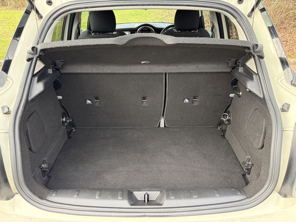 Used MINI Hatch 2018 for sale - 77904706: Photo 11