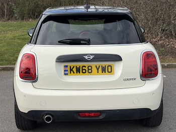 Used MINI Hatch 2018 for sale - 77904706: Photo