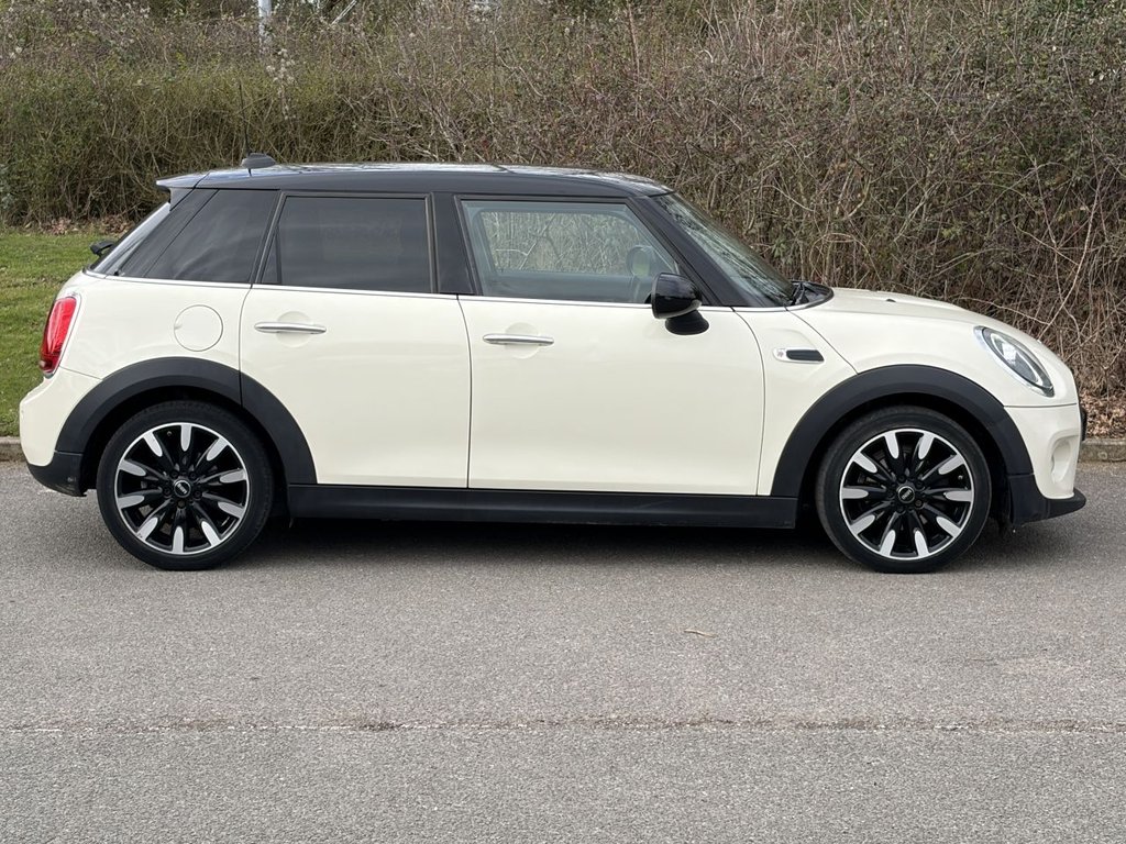 Used MINI Hatch 2018 for sale - 77904706: Photo 6