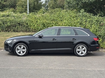 Used Audi A4 Avant 2018 for sale - 75897178: Photo