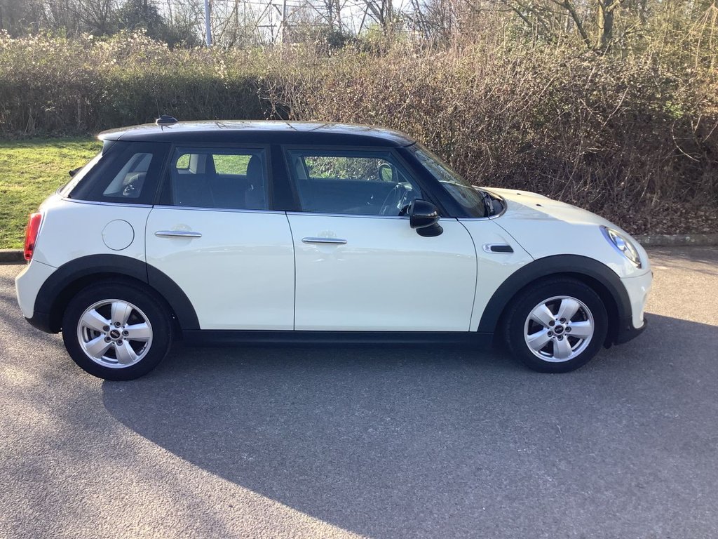 Used MINI Hatch 2018 for sale - 77919843: Photo 6