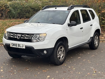 Used Dacia Duster 2018 for sale - 76454301: Photo
