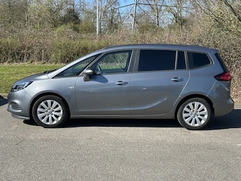 Used Vauxhall Zafira 2017 for sale - 77936447: Photo