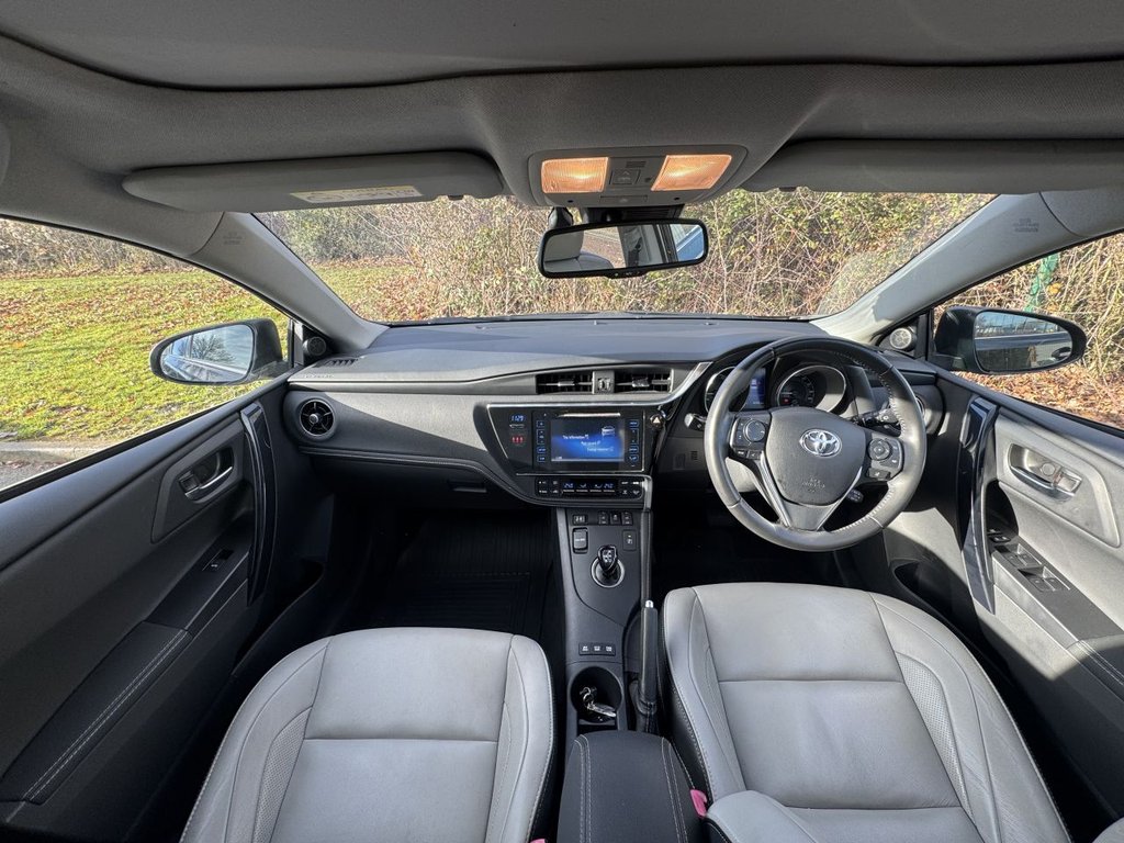 Used Toyota Auris 2016 for sale - 76840916: Photo 9