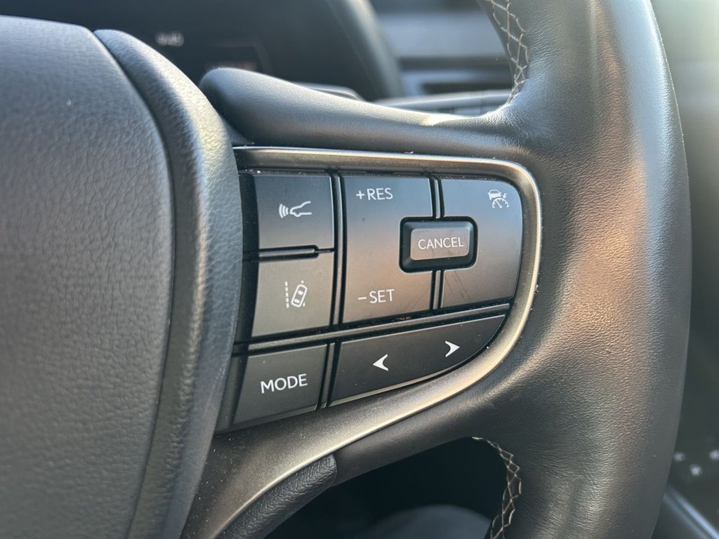 Used Lexus UX 2022 for sale - 78068663: Photo 17