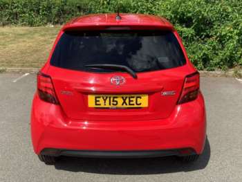 Used Toyota Yaris 2015 for sale - 75116211: Photo