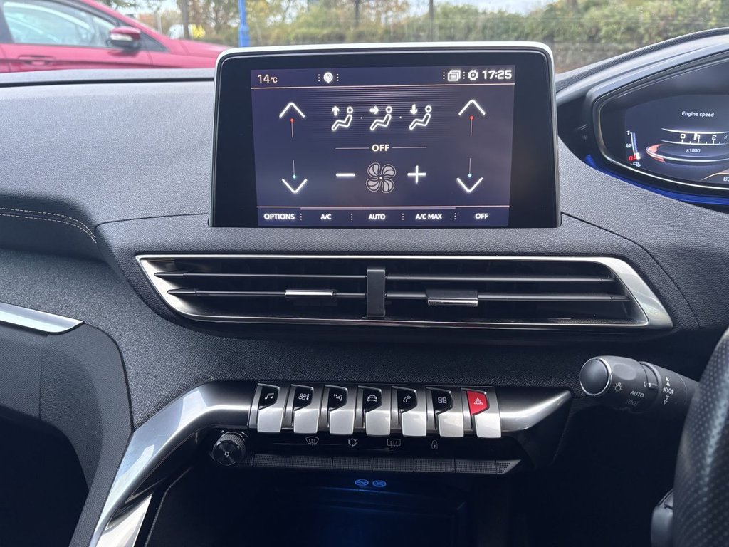 Used Peugeot 3008 2020 for sale - 76345288: Photo 16