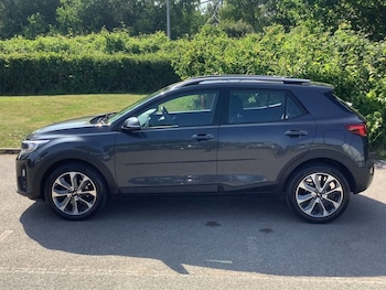 Used Kia Stonic 2019 for sale - 75692829: Photo