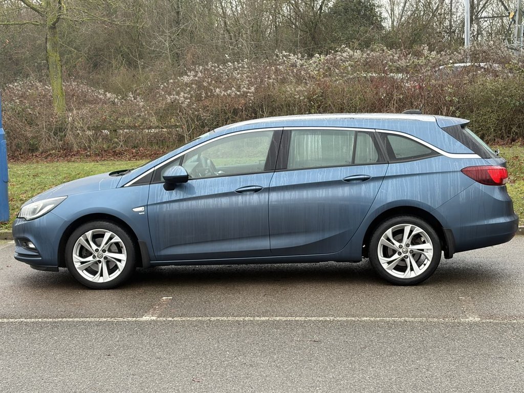 Used Vauxhall Astra 2016 for sale - 77171722: Photo 2