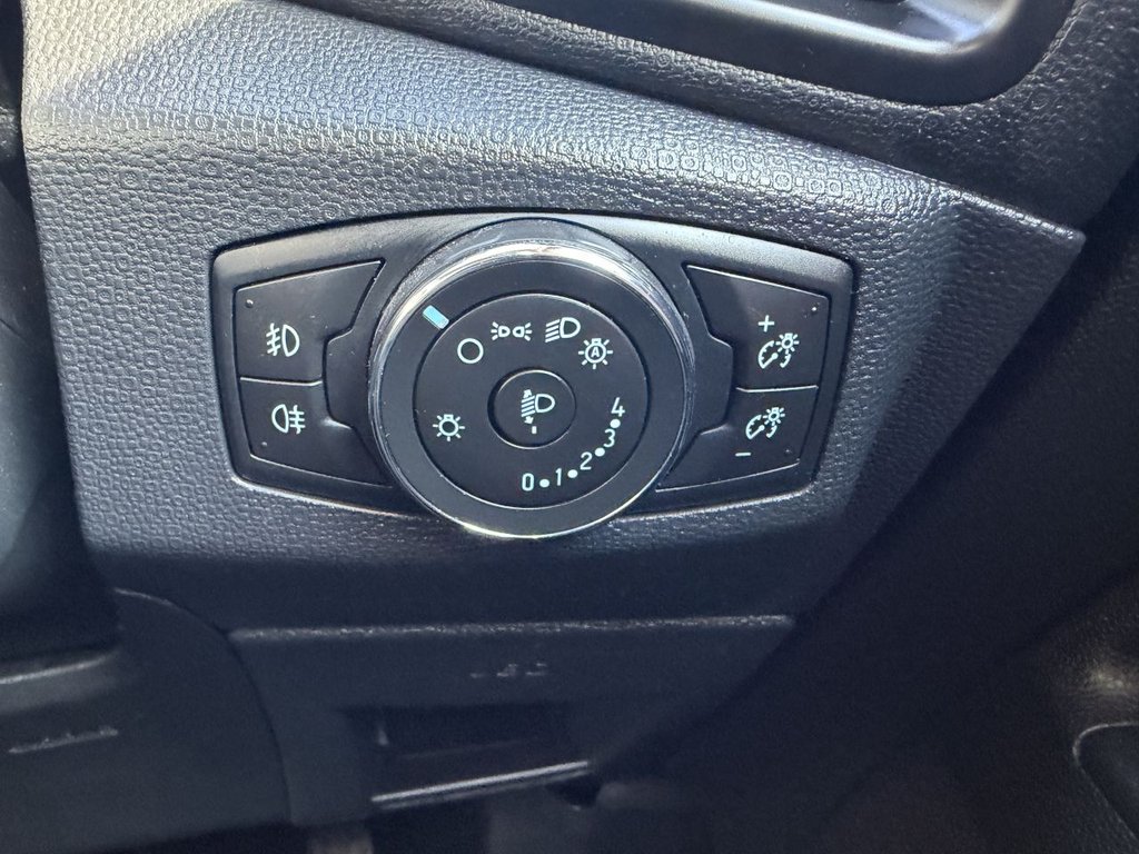 Used Ford Ecosport 2019 for sale - 78110318: Photo 21