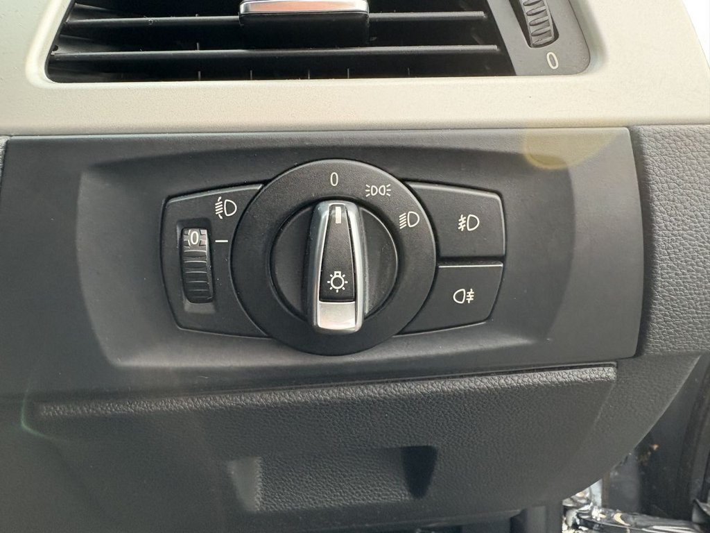 Used BMW 3 Series 2012 for sale - 76923265: Photo 19