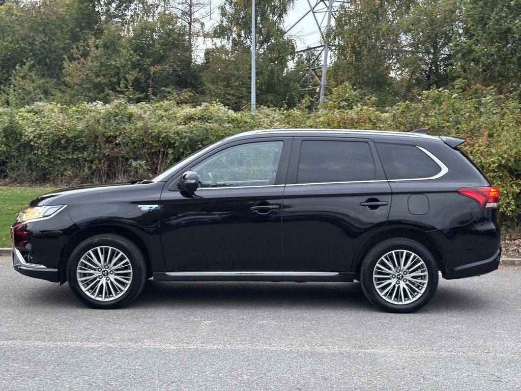 Used Mitsubishi Outlander 2021 for sale - 76147310: Photo 2