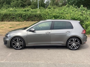 Used Volkswagen Golf 2017 for sale - 75149434: Photo