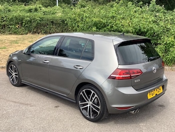 Used Volkswagen Golf 2017 for sale - 75149434: Photo