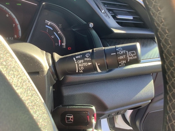 Used Honda Civic 2018 for sale - 76245350: Photo 16
