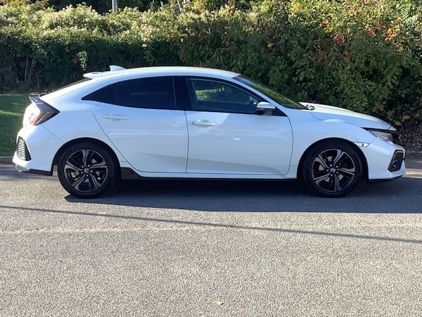 Used Honda Civic 2018 for sale - 76245350: Photo 6