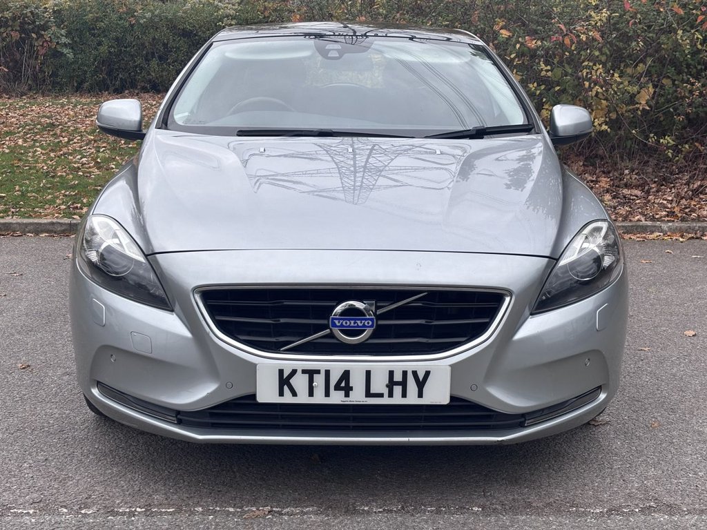 Used Volvo V40 2014 for sale - 76469778: Photo 8