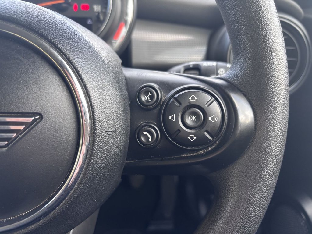 Used MINI Hatch 2019 for sale - 76345983: Photo 15