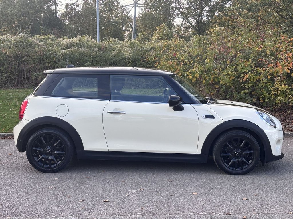 Used MINI Hatch 2019 for sale - 76345983: Photo 6