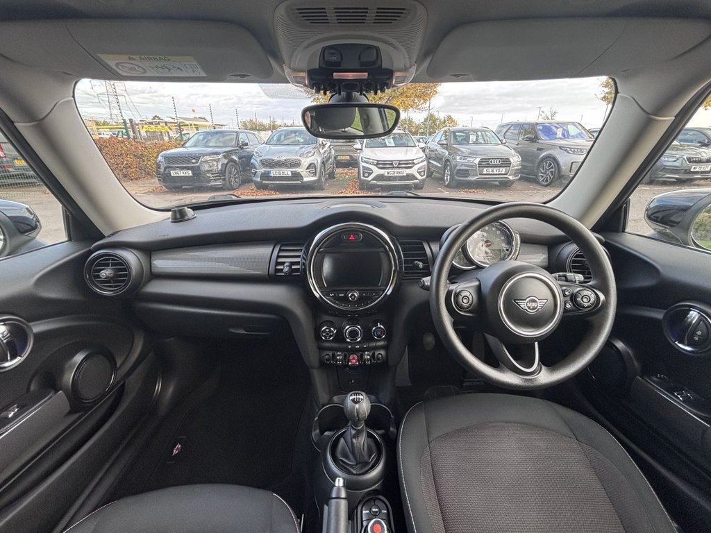Used MINI Hatch 2019 for sale - 76345983: Photo 9