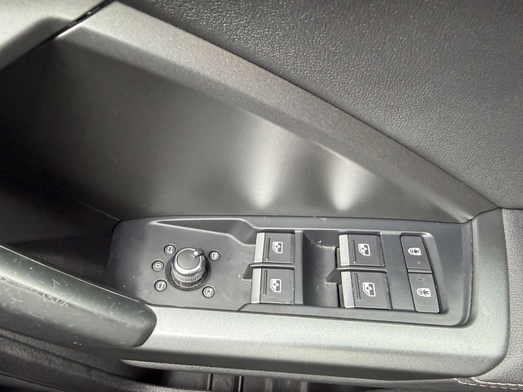 Used Audi Q3 2020 for sale - 78082549: Photo 17