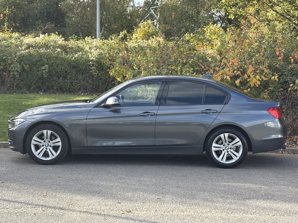 Used BMW 3 Series 2013 for sale - 76367794: Photo 2