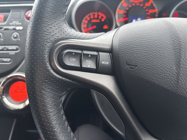 Used Honda Jazz 2013 for sale - 76303808: Photo 14