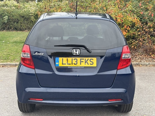Used Honda Jazz 2013 for sale - 76303808: Photo 4