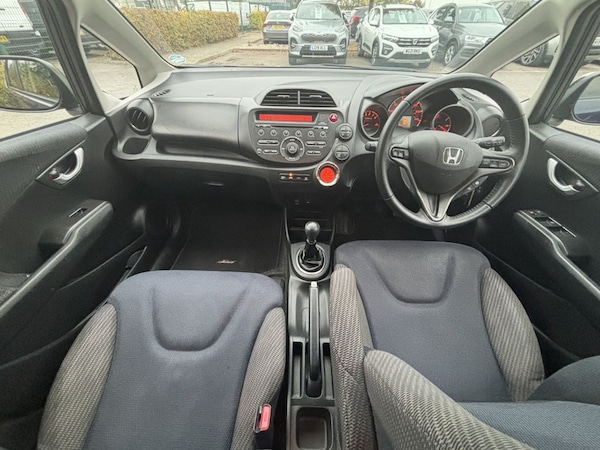 Used Honda Jazz 2013 for sale - 76303808: Photo 9