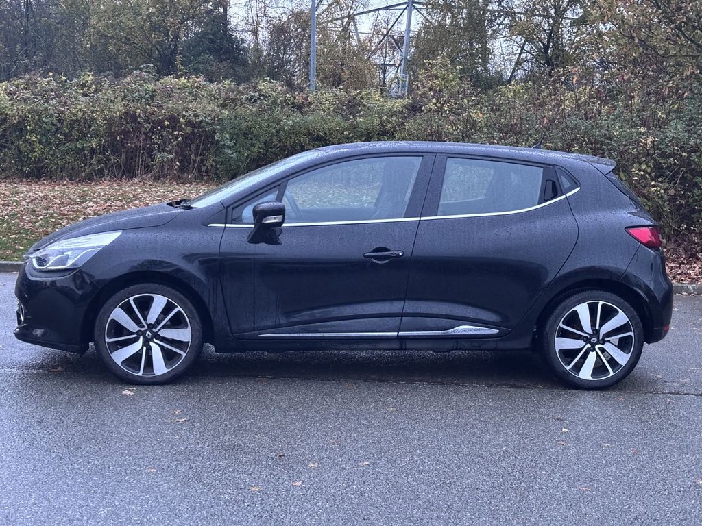 Used Renault Clio 2016 for sale - 76535488: Photo 2