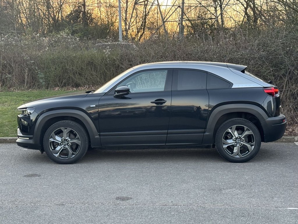 Used Mazda MX-30 2023 for sale - 77936522: Photo 2