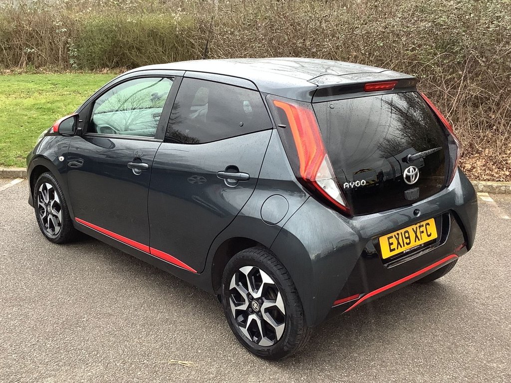 Used Toyota AYGO 2019 for sale - 77904739: Photo 3