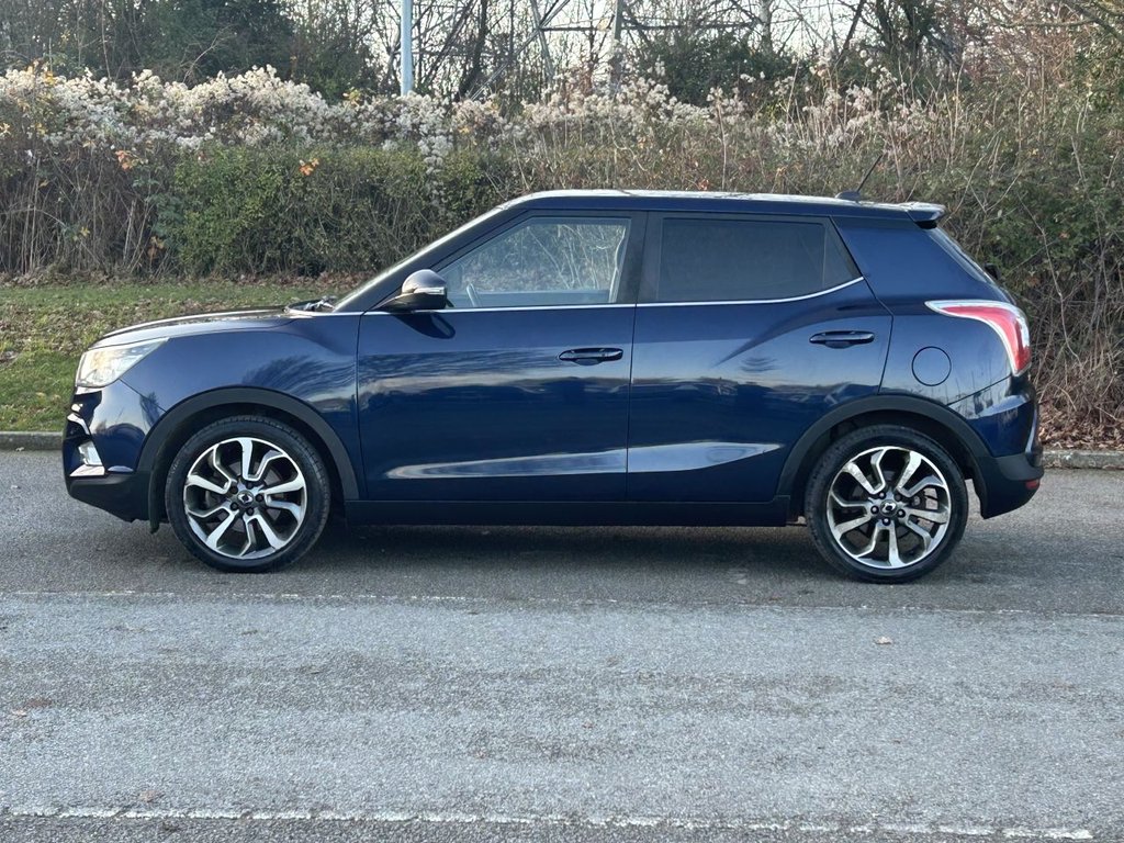 Used Ssangyong Tivoli 2017 for sale - 76900295: Photo 2