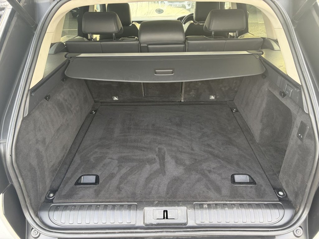 Used Land Rover Range Rover Sport 2017 for sale - 76724306: Photo 11