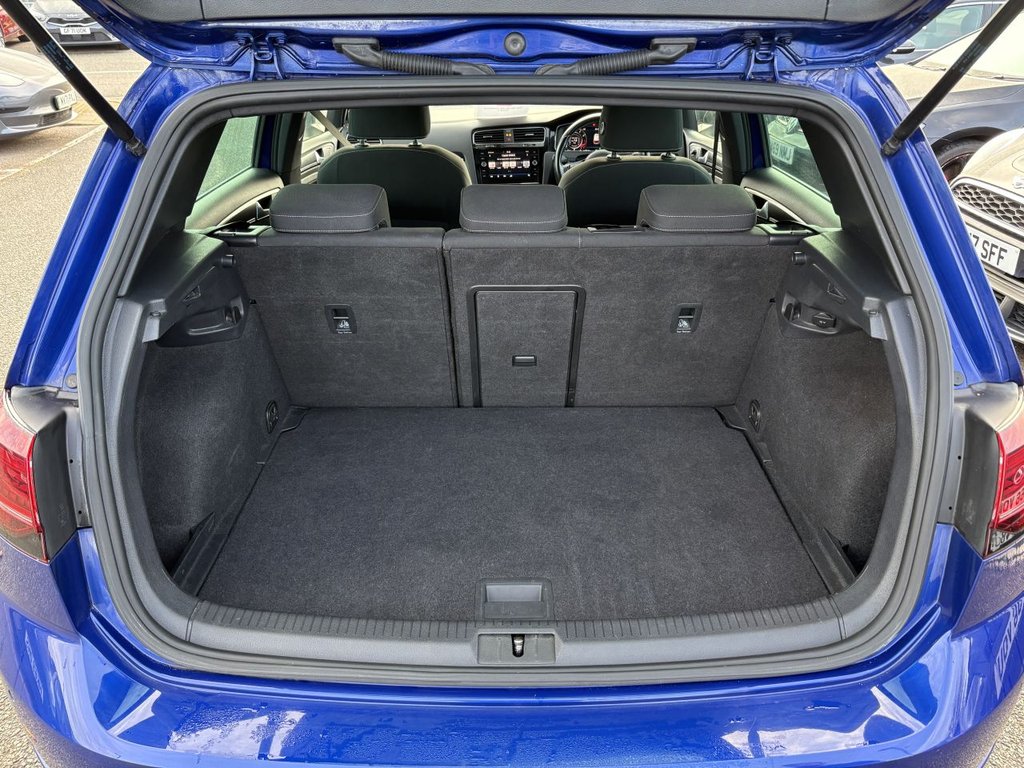 Used Volkswagen Golf 2019 for sale - 76558515: Photo 11